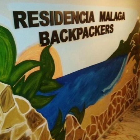 Residencia Malaga Backpackers Ostello Esterno foto